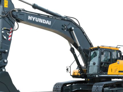 Hyundai-Digger-Crawler-Excavator-HX480AL_Northern_Lift_Trucks_Ireland