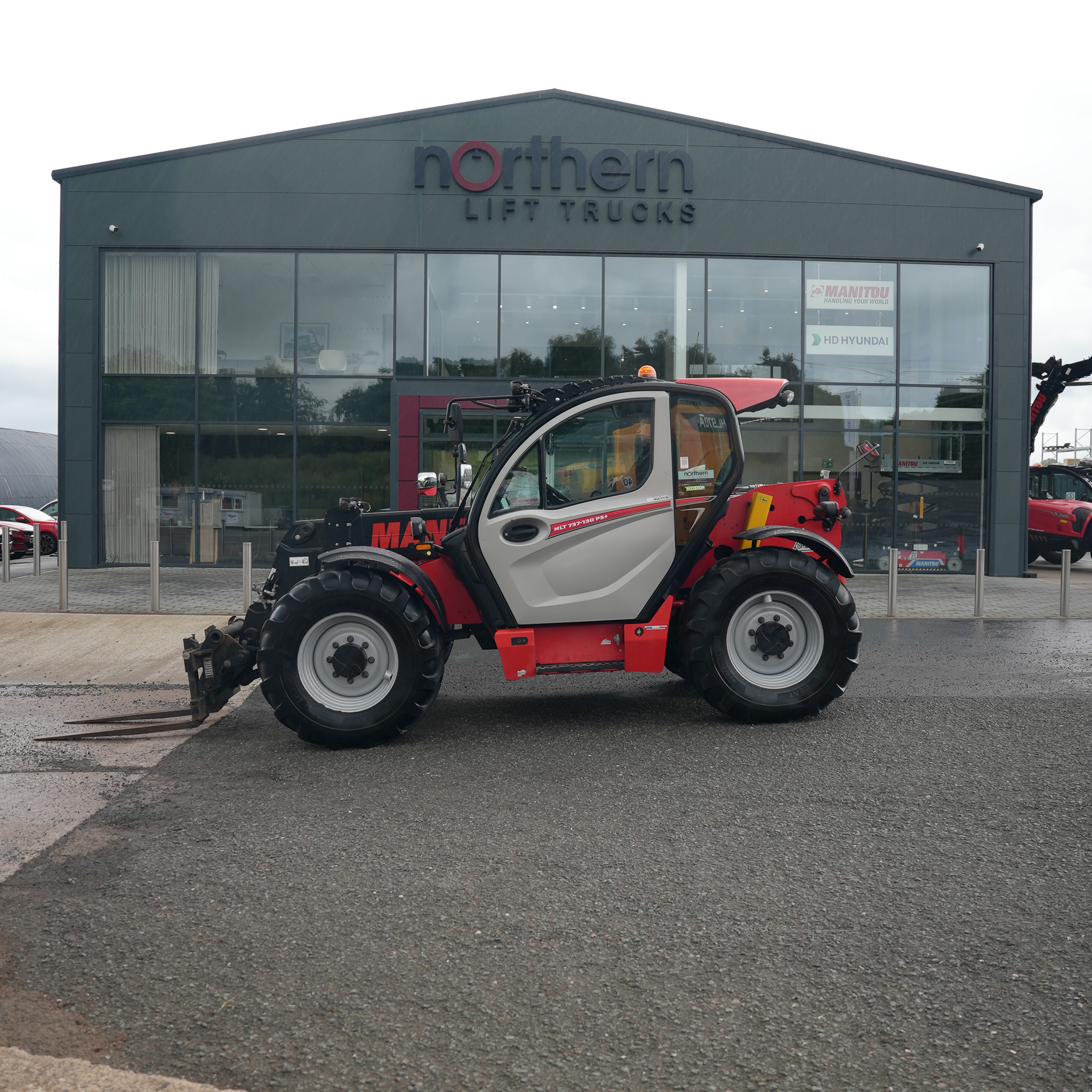 Northern Approved Used Manitou 2023 MLT737-130PS +Agri Farm Telehandler 2023 Manitou MLT 737-130 PS+ Telescopic Handler - Image 1